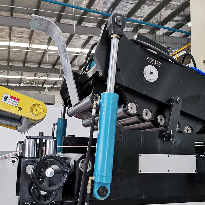 Máquina de Unchaer de Servo 3 em 1